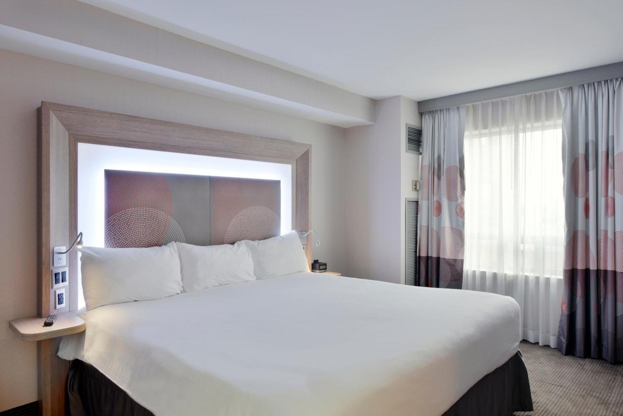 King Room,1662976589:JPEG
