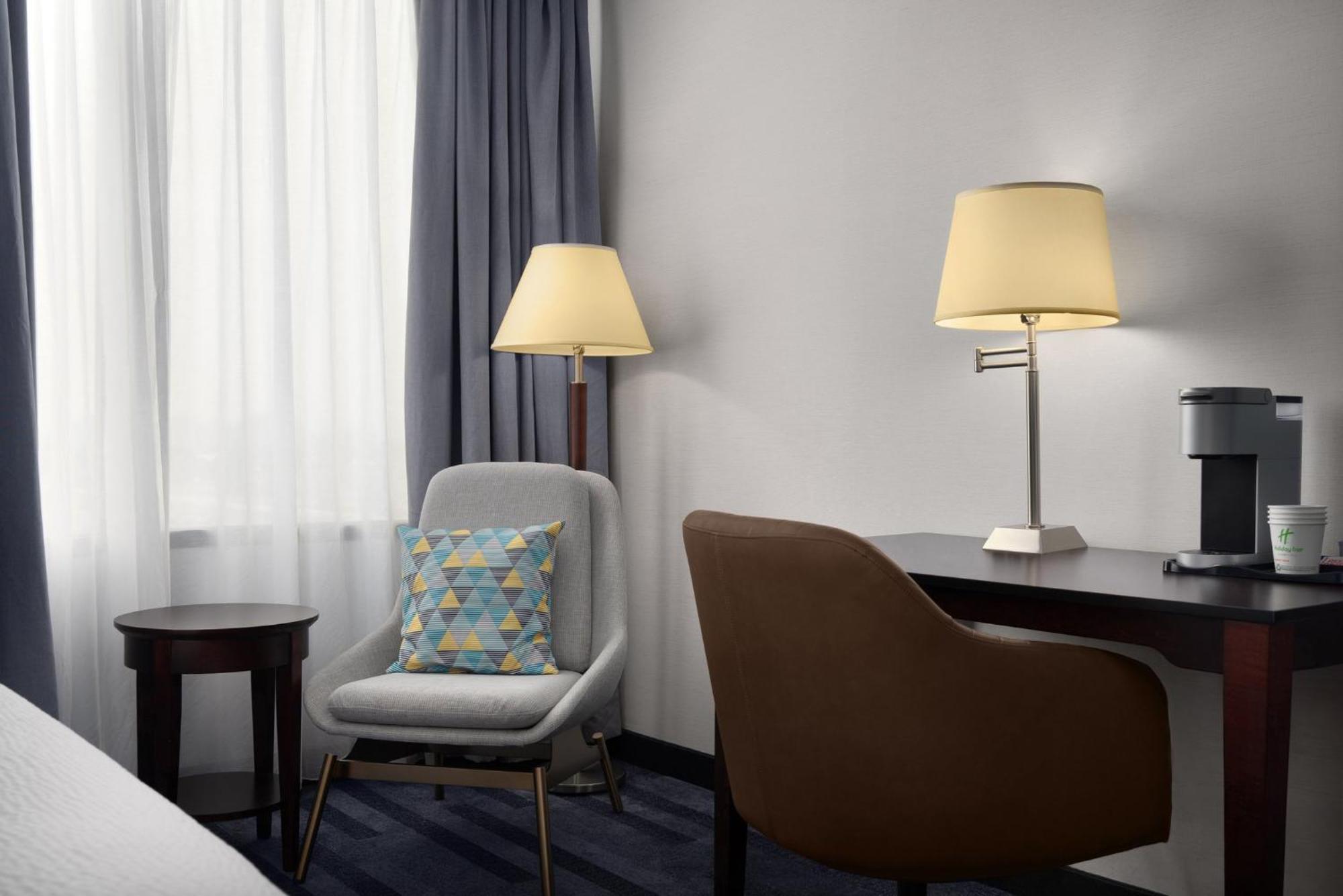 Standard Room,1660292175:JPEG