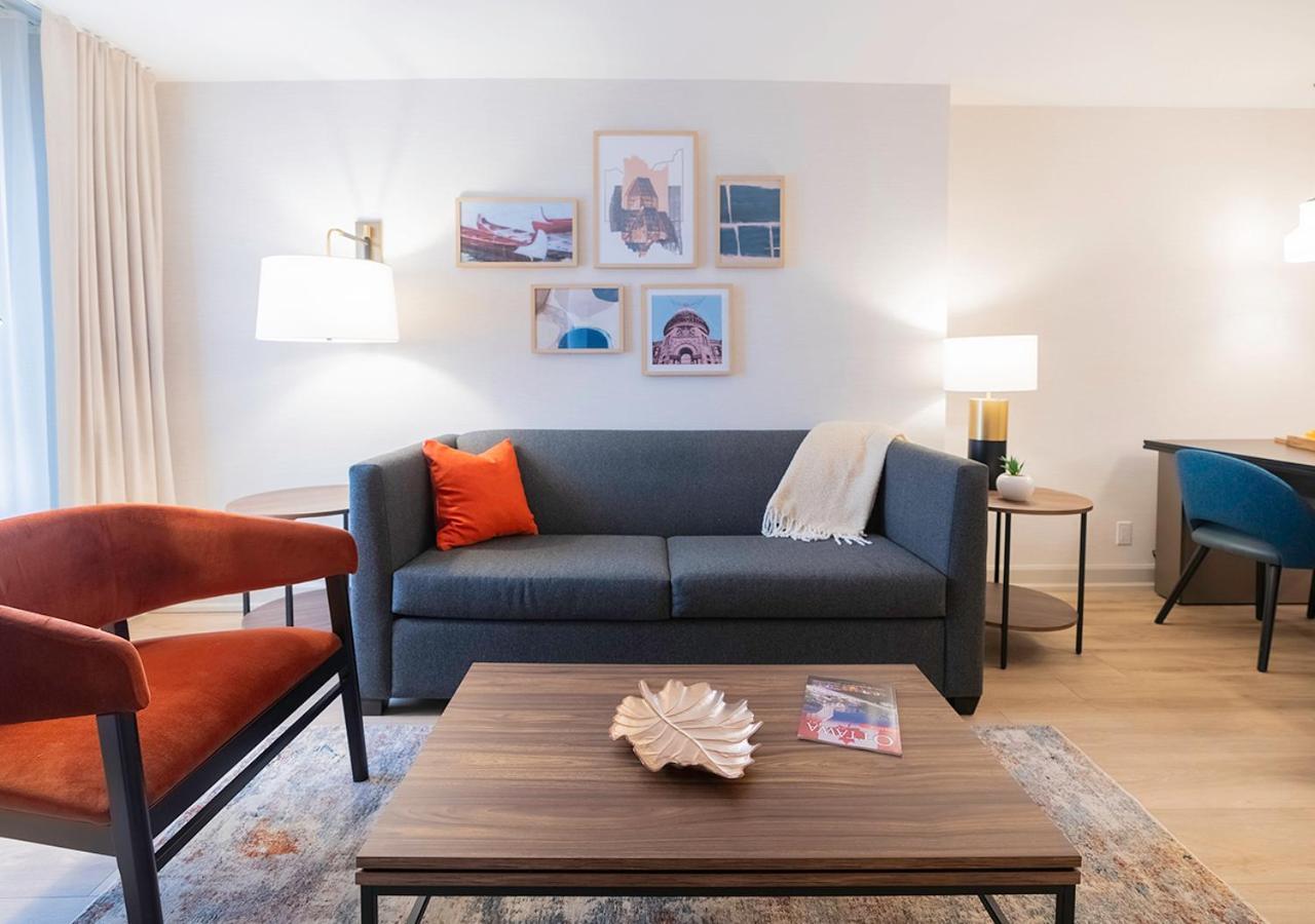 Two-Bedroom Deluxe Apartment Balcony