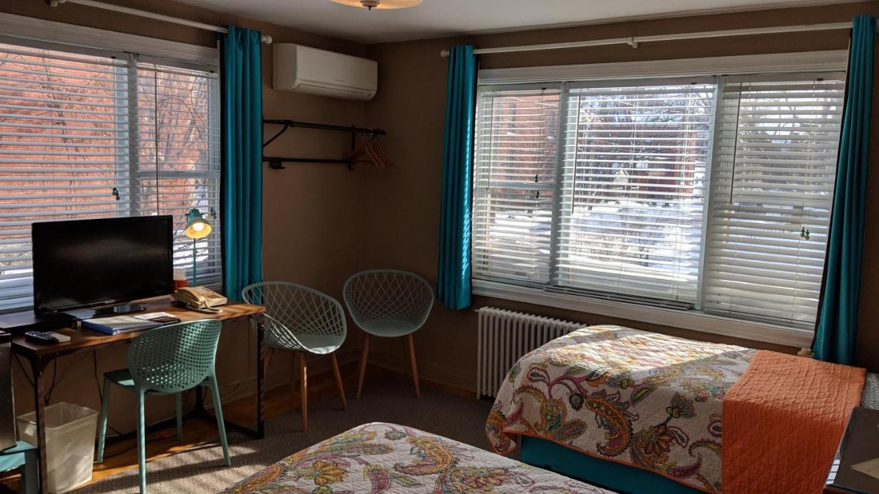 Double Room 12,758754586:JPEG