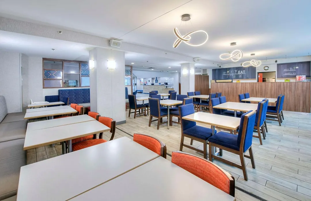 Hampton By Hilton Ottawa-1