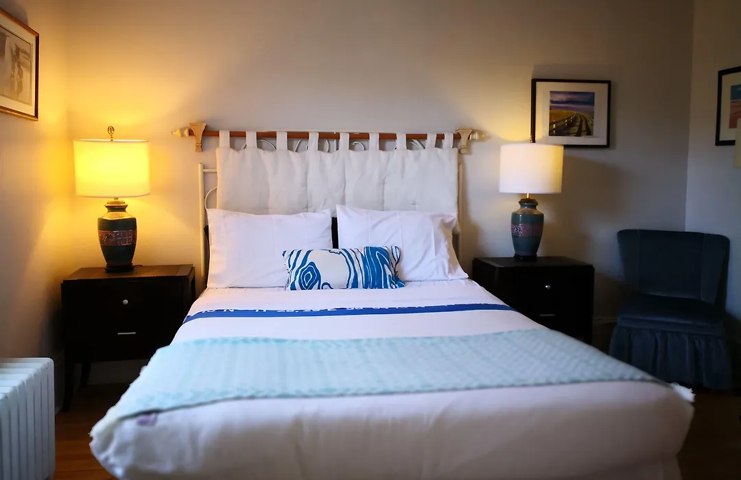 Rideau Inn-1