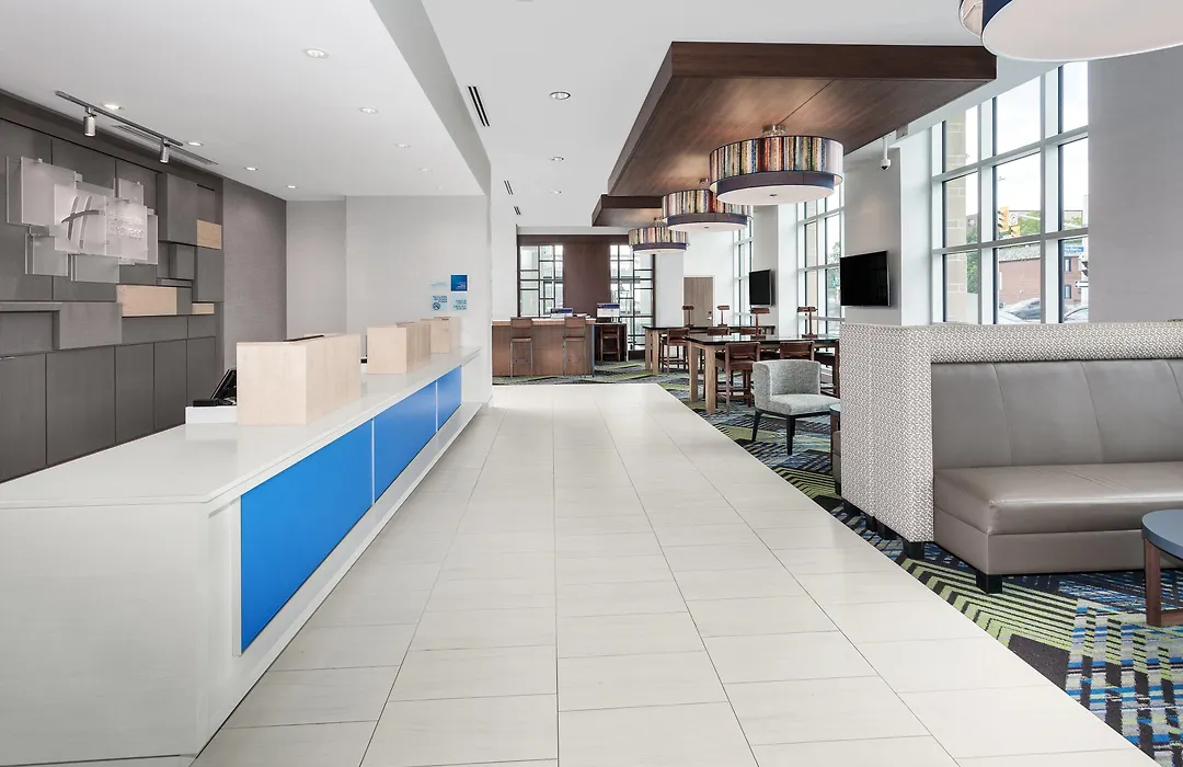 Holiday Inn Express & Suites Downtown Ottawa East By Ihg-1