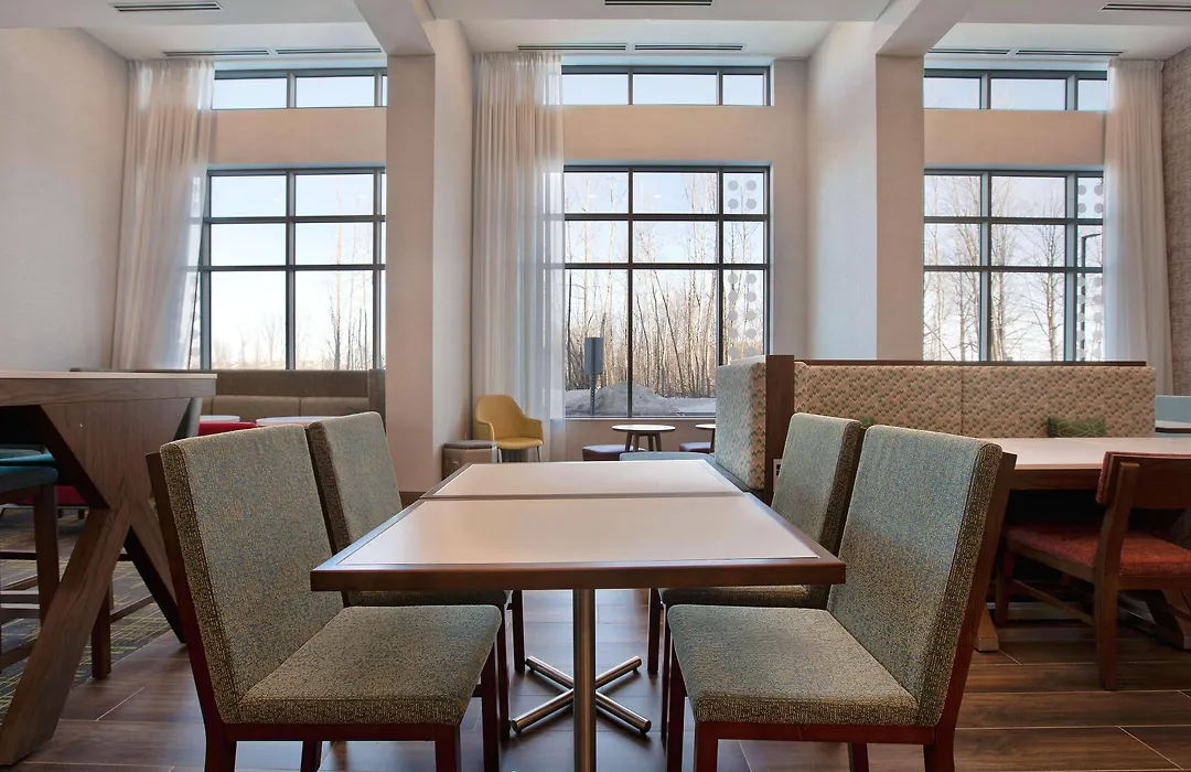 Hampton Inn & Suites Ottawa West, Ontario, Canada-1