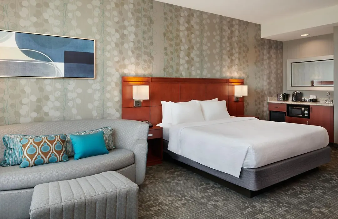 Courtyard By Marriott Ottawa East-1