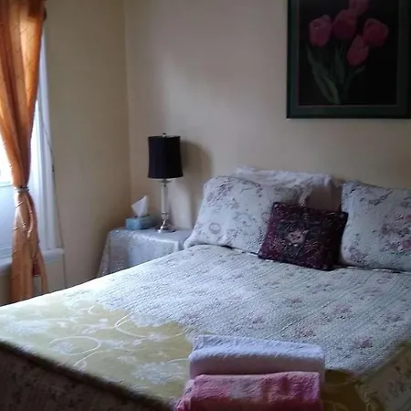 Australis Guest House-2