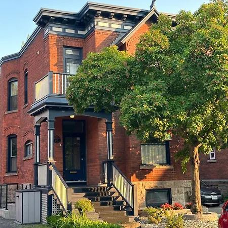 The Century House Bed And Breakfast Ottawa-2