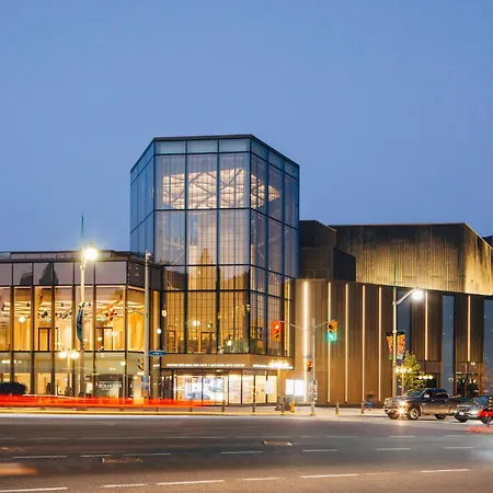 Holiday Inn Express & Suites Downtown Ottawa East By Ihg-2