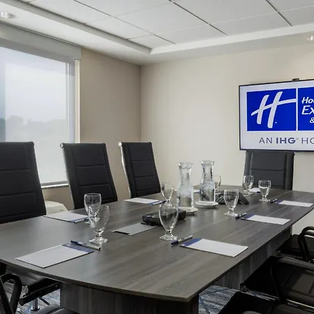 Holiday Inn Express & Suites Ottawa East-Orleans By Ihg-3