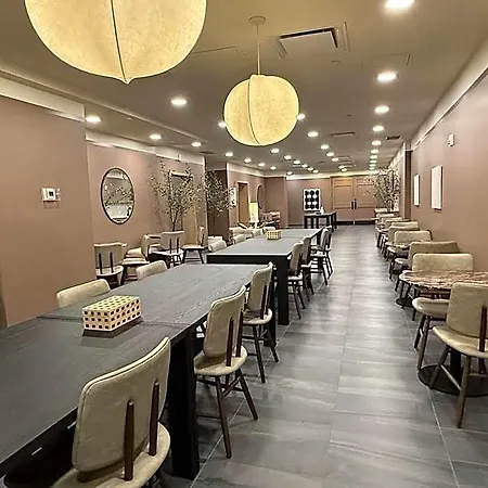 Capital Hill Hotel & Suites-3