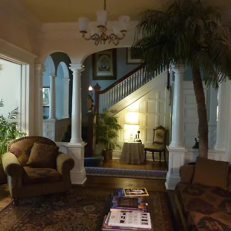 Auberge King Edward Bed And Breakfast-2