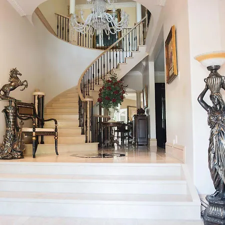 Jstlikehome - Luxury Mansion & Guesthouse-2