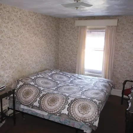 Auberge Des Arts Bed And Breakfast-2