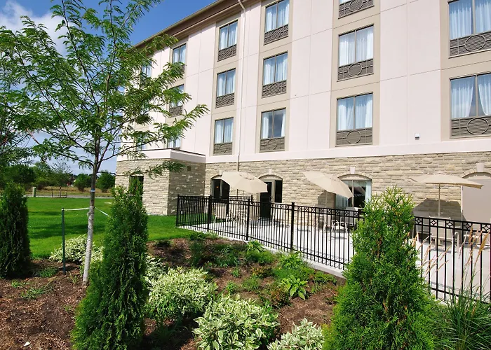 Ottawa HotelsHoliday Inn Express & Suites Airport By Ihg