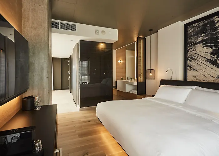 Ottawa HotelsLe Germain