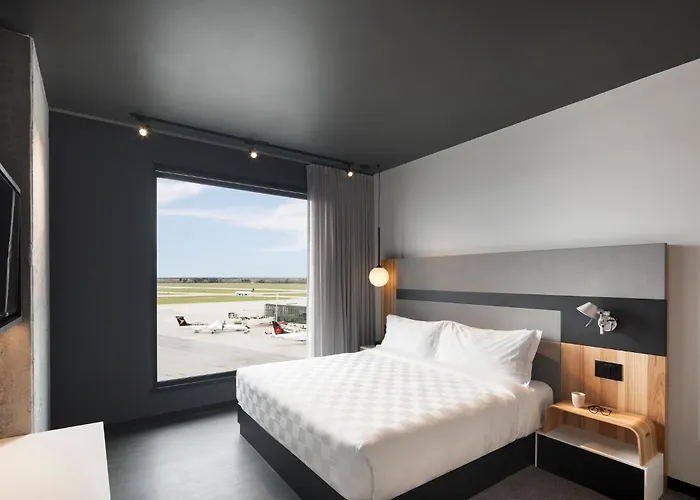 Alt Hotel Ottawa Airport