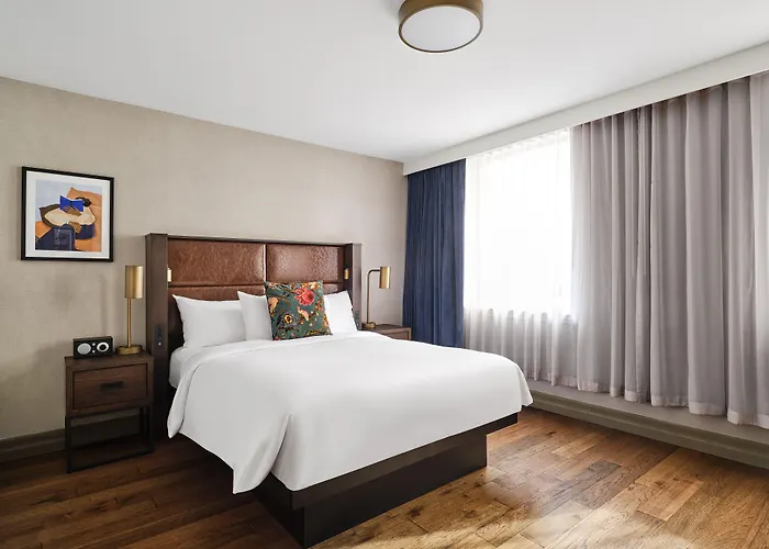 Metcalfe Hotel Ottawa By Gray Collection